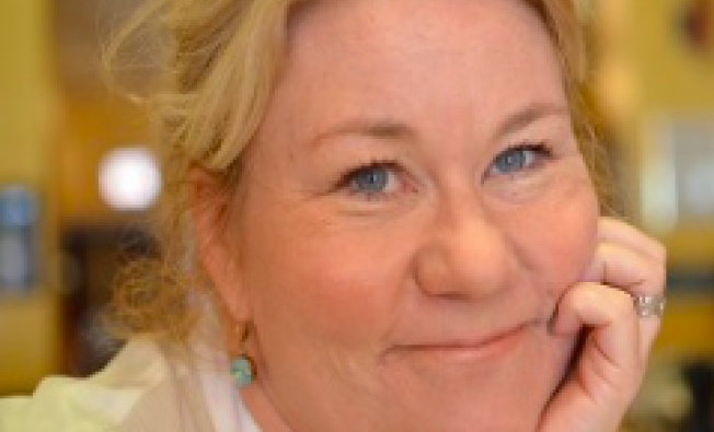 Gwen Erkonen, MD '04