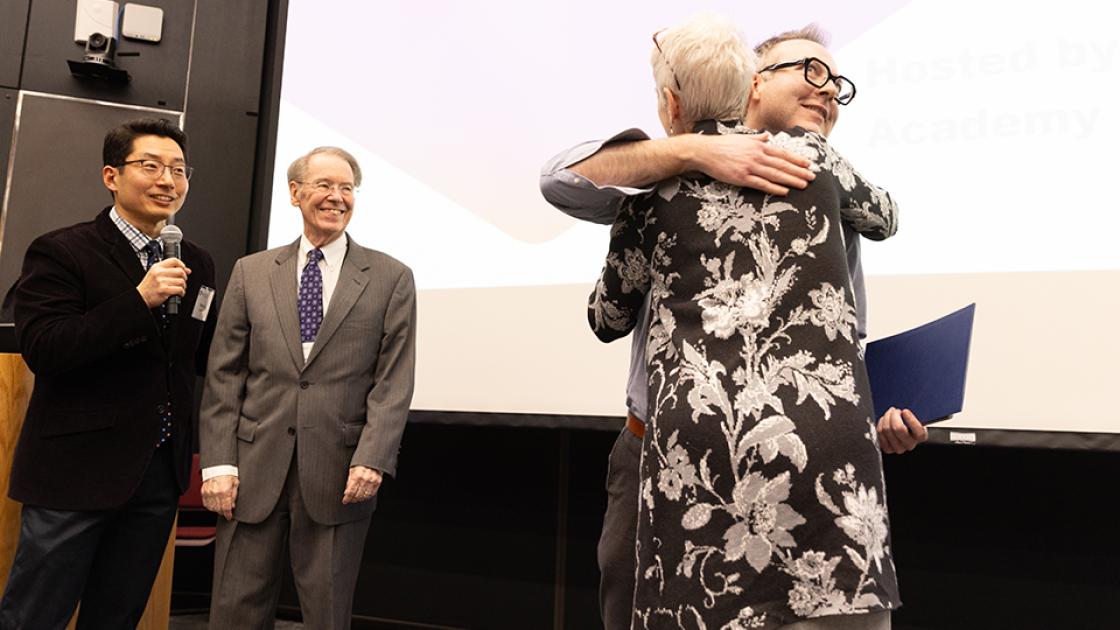 Weshinskey receives award