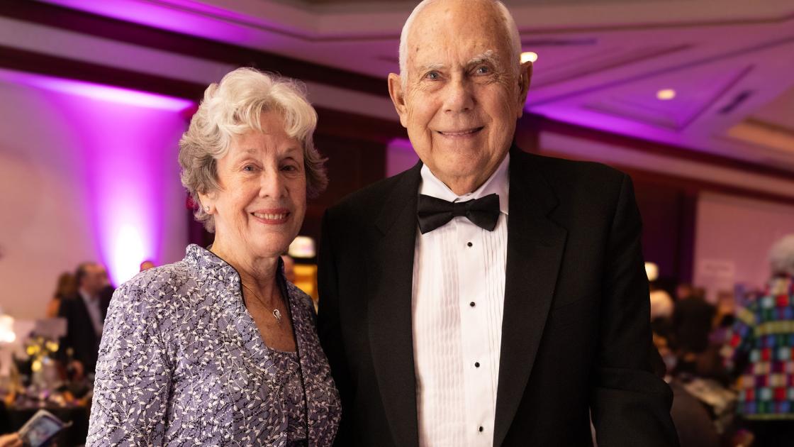 Linda and Roland Folse