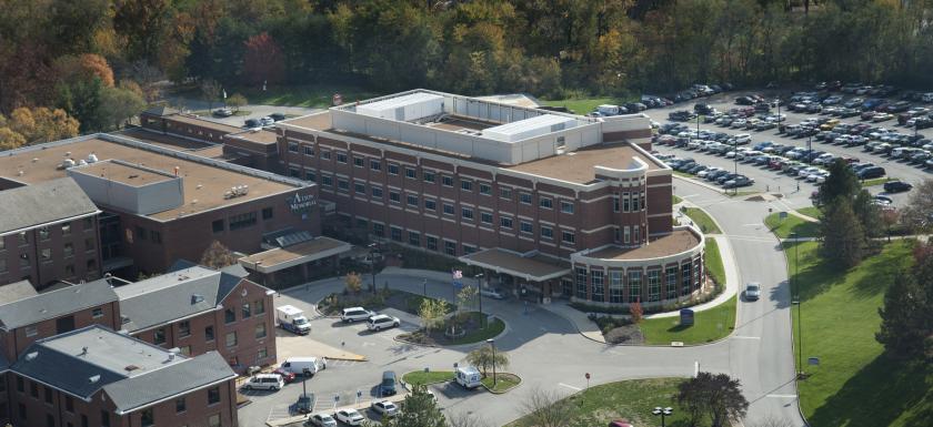 Alton_memorial_hospital_aerial