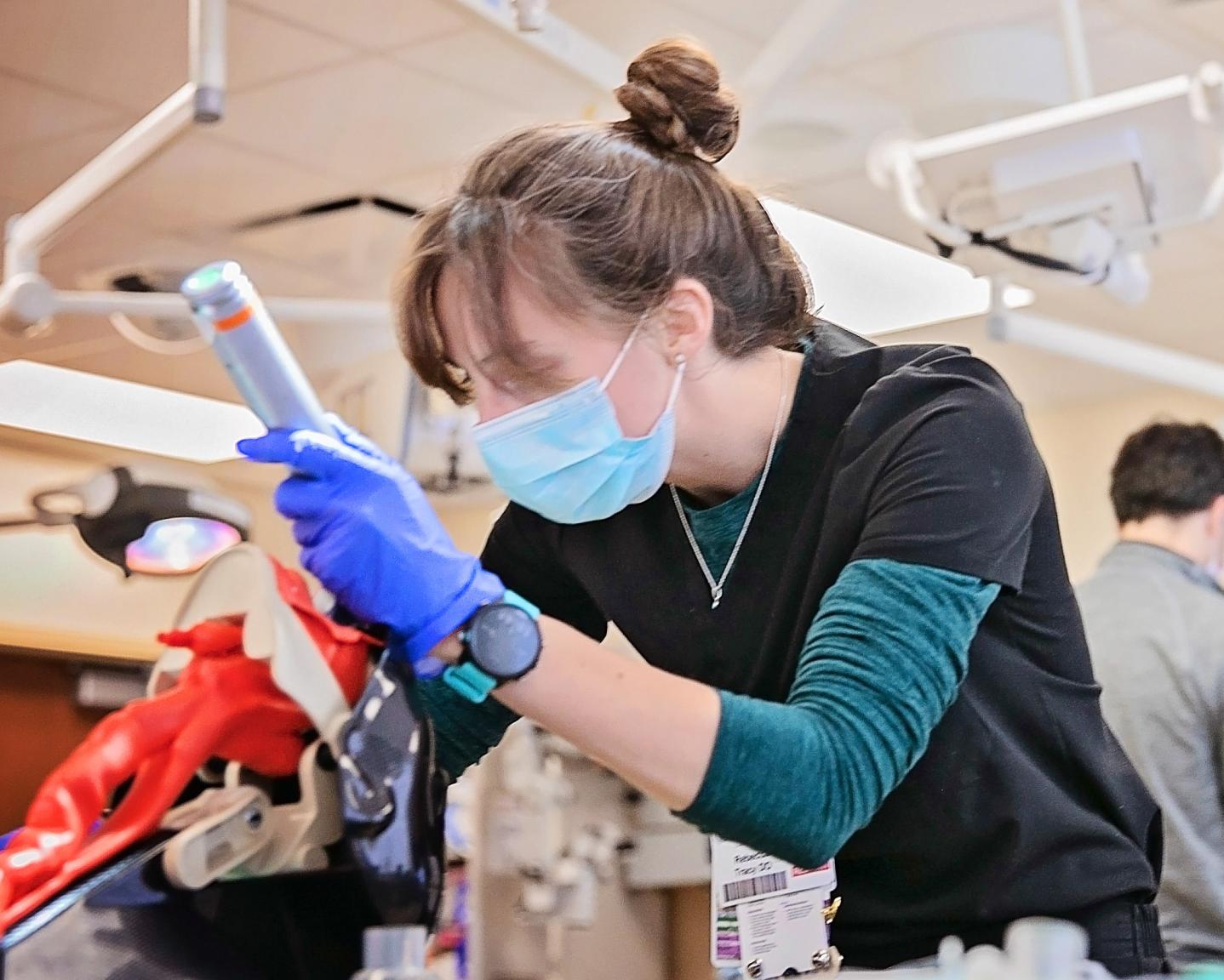 Emergency Medicine Resident in Lab