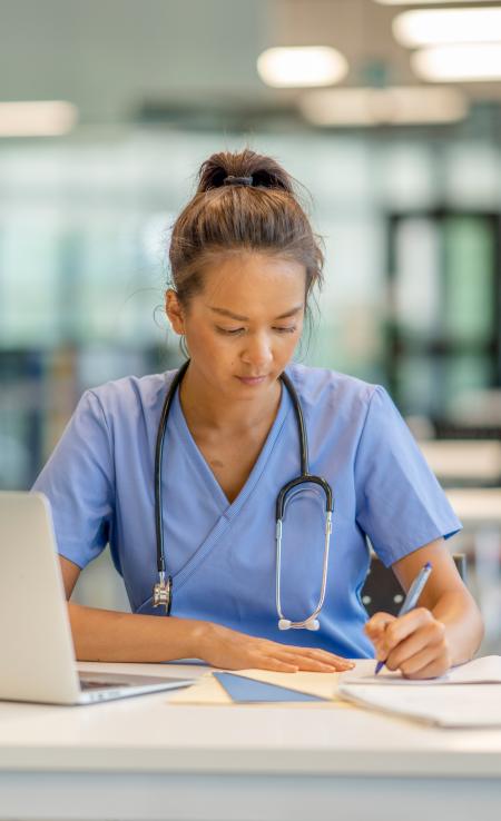 Image of a PA studying in a hospital